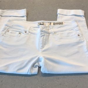 Cropped White Jeans- Size 11 Juniors